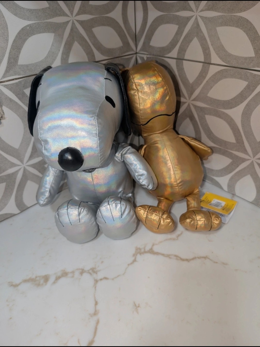 Peanuts 75th anniversary metallic plush Snoopy and woodstock gold and silver